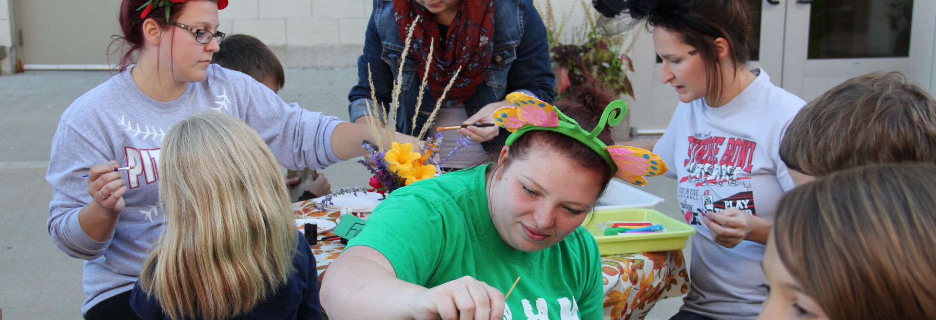 JWCC students interacting with young children